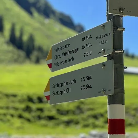 Alpinresortmontafon Garni