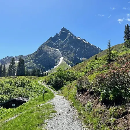 Отель Alpinresortmontafon Garni